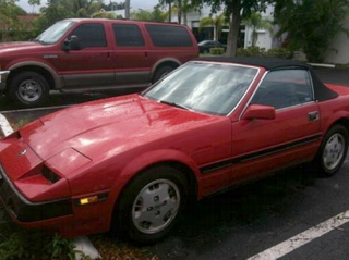 Illustration for article titled This Custom 1985 Nissan 300ZX Lets It All Hang Out for $1,900.
